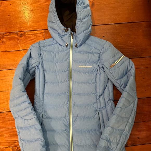 Peak Performance Ski Jacket - Picture 2 of 2